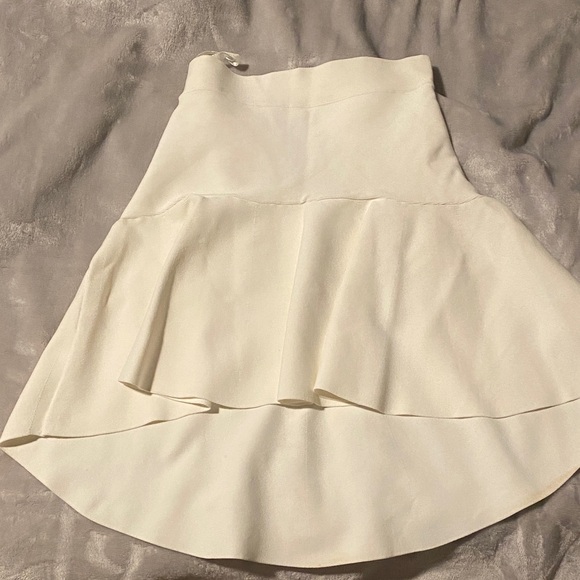 Elegant Cream White Women's Skirt - Picture 1 of 6